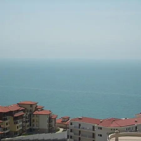 شقة Private Apartament In Bells / частен апартамент в комплекс камбани *